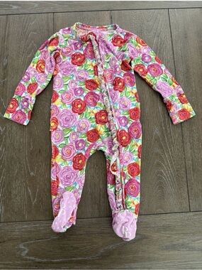 Posh Peanut Ruffle Footie Sleeper Floral 3-6